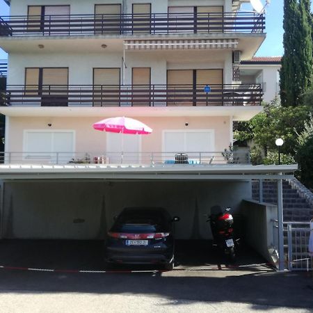 Apartment Sara Crikvenica Exterior foto